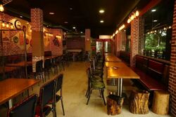 Geylang Road (D14), Retail #549137681